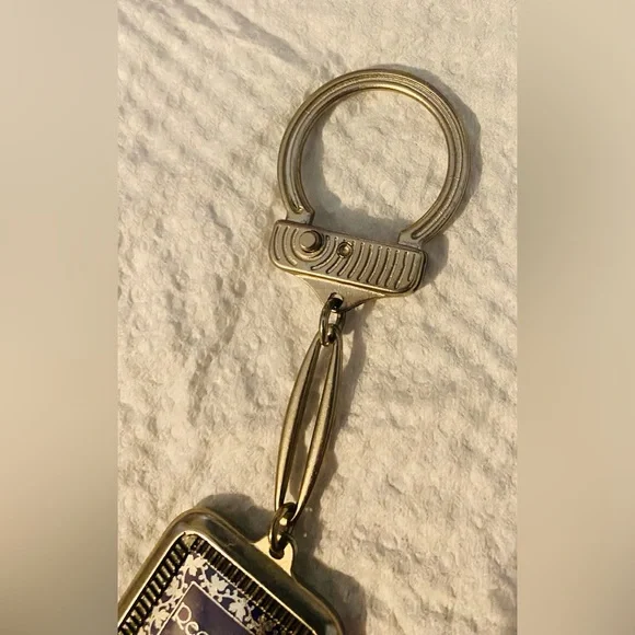 Vintage Souvenir Keychain from the Toledo Cathedral in Toledo, Spain - Picture 6 of 7